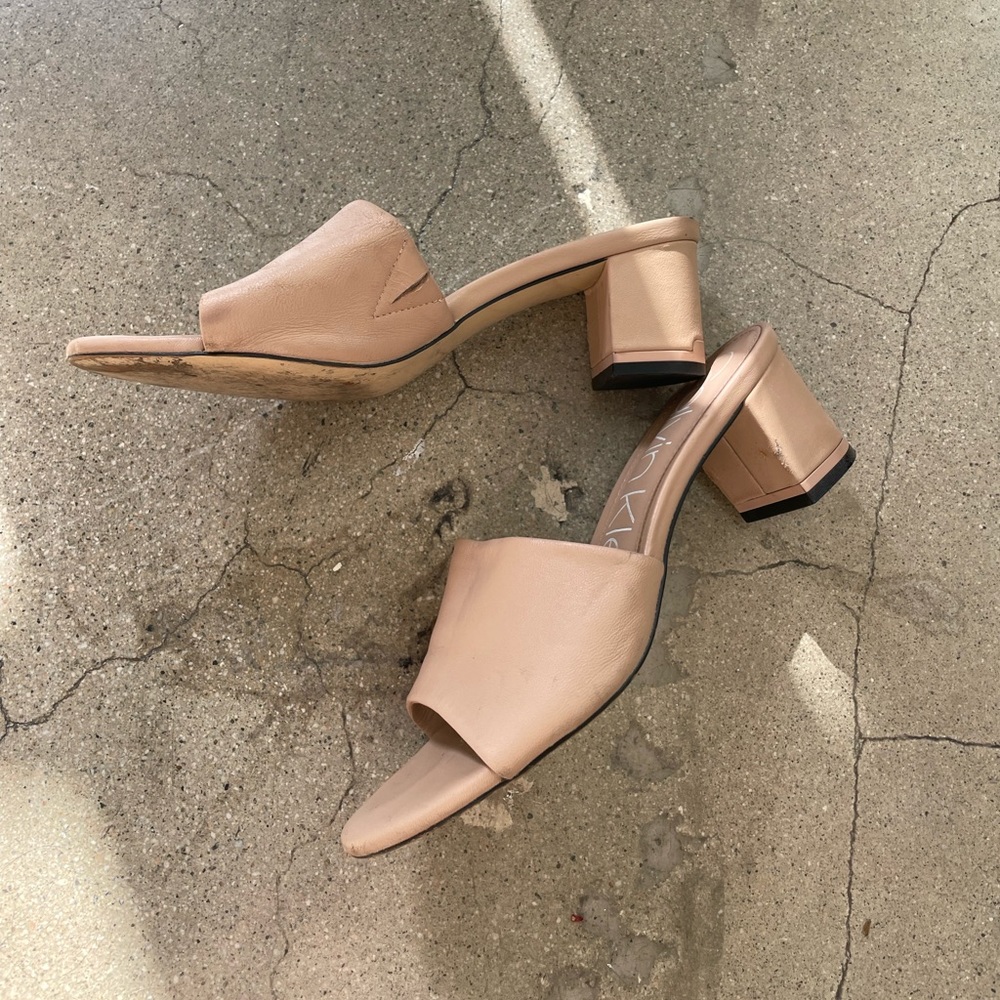 Vintage Calvin Klein Kitten Heels